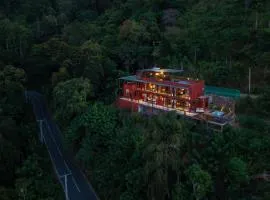 Villa Cavo - Beneath the Misty Peaks