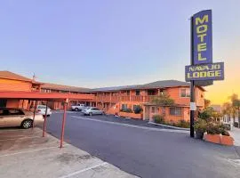 Navajo Lodge