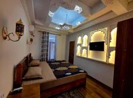 Gulnaraxanum Guest House B&B