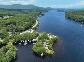 Cabin 12 at Historic Sandy Point Resort W/ Boat Slip and onsite Boat Ramp
