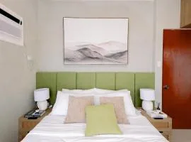 3BR Stay in Panglao Island - Pool, Gym, Wi-Fi