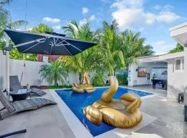 Playhouse! 3mins Hard Rock, Heated Pool, Tub & Games