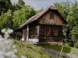 Komora Lužná