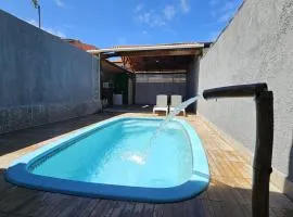 Casa com piscina no centro de Maragogi pertinho da praia!