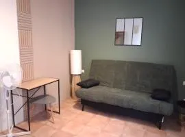 Studio pratique et fonctionnel Centre d'Agde