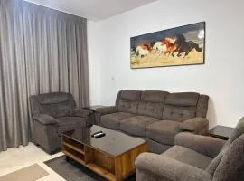 Cozy One-Bedroom in Hawana Salalah
