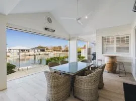 Canal Living with a Private Jetty