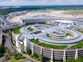 Sheraton Duesseldorf Airport Hotel, kh&aacute;ch sạn gần S&acirc;n bay Quốc tế Dusseldorf, 