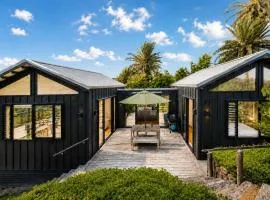 Art Lovers Retreat - Stay Waiheke