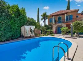 VILLA Mara