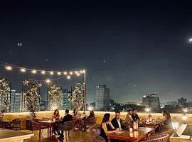 Royal Pyramids Hotel