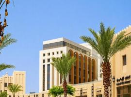 Golden Tulip Muscat The Village