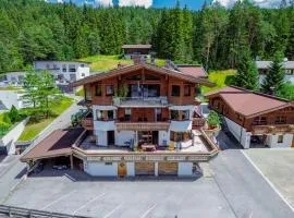 Schickster Sky Lodge und Chalet Rossi