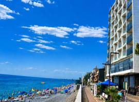 The New Jai Son, hotell i Kobuleti