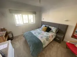 Comfortable Double Bedroom in Family Home, with your own private bathroom