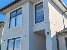 Spacious, Bright Clyde Stay Near Parks & Shop