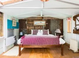 Stunning Glamping Retreat in the Woods - Pass the Keys
