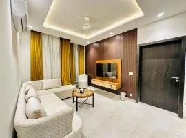 Luxury 1-Bed and 2-Bed Gulberg V