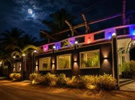 Royal Beach Hotel