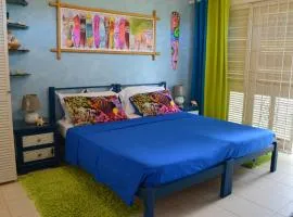 Green Garden Apartment