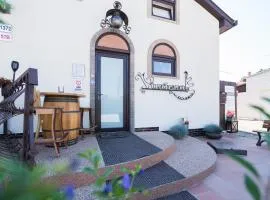 RESTAURACE A PENZION U DOUBKŮ