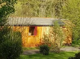 Cabane accueillant chiens - 4 pers. - API-1-52-2996