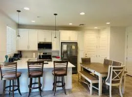 Modern Private Casita Close to Zoo-Casino-Stadium