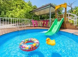 Gapyeong Pogny Kids Poolvilla
