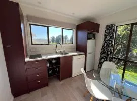 Berry View Cottage- Mid Waitomo & Hobbiton