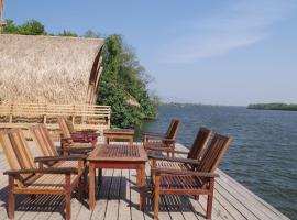 Bamboo Bungalow, letovišče v mestu Kampot