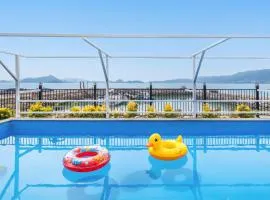 Yeosu Wayo Ocean View Pension