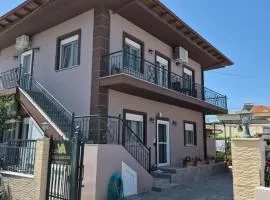 Villa Aggelos