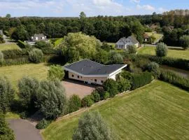 Villa Vera - Comfort, Space, Sauna & Hot Tub in Private Garden