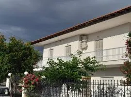Irakleia Summer House