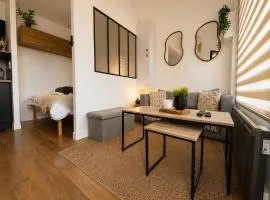 Studio premium, à 50m du Lac d'Ardres avec terrasse