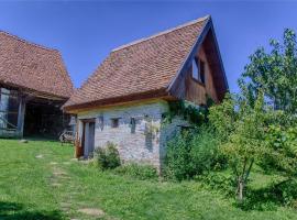 Dominic Boutique - Gardener's Cottage, hotel near Saschiz Fortified Church, Cloaşterf