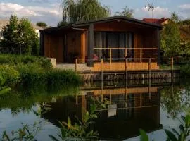 Roztoczański Domek nad Stawem z jacuzzi