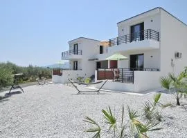 Liostasi Villas by Olga
