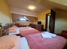 Sarlóspuszta Club Hotel