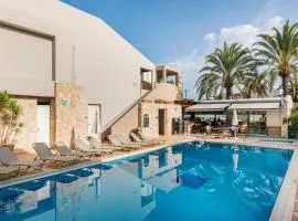 Elotis Suites