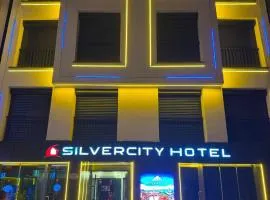 Silvercity Hotel&Suits