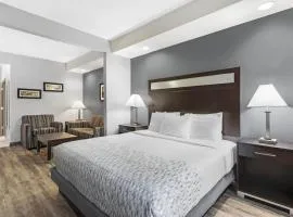 Best Western Plus Lake Jackson Inn & Suites