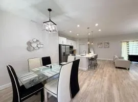 Freshly Built Retreat 4BR 2BA Perfect for Groups