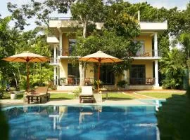 Villa AVOCADO