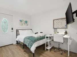 Private Studio Near Springfield METRO
