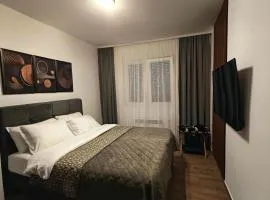 KM Lux & SPA