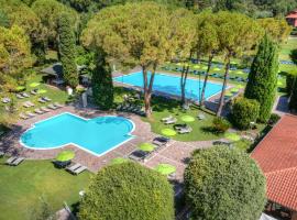 West Garda Hotel, hotel in Padenghe sul Garda