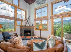 Scenic Mountain Village Stay - Hot Tub Gym