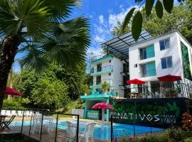 HOTEL NATIVOS