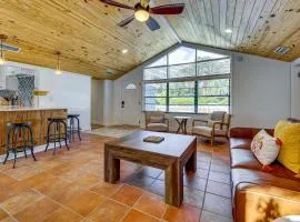 Walk to the Sand! St Augustine Beach Bungalow